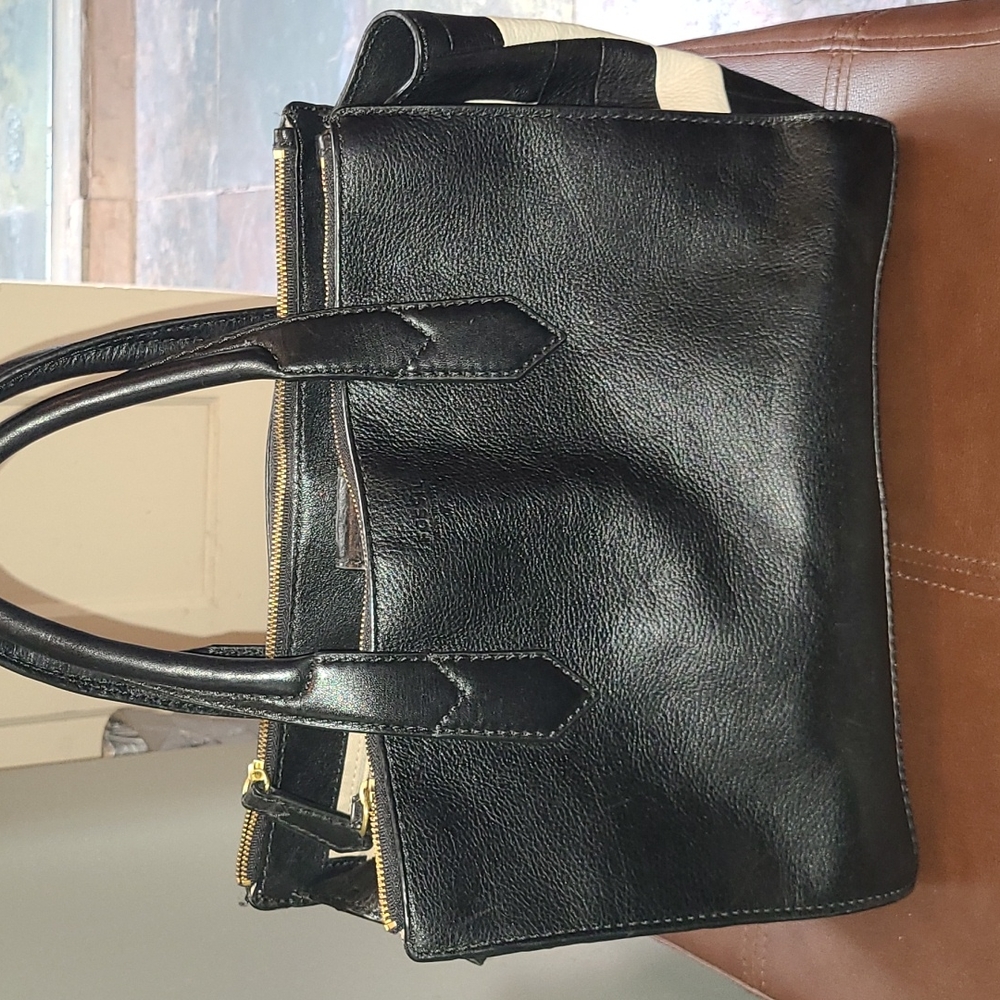 Fossil Leather Shoulder/Crossbody Handbag